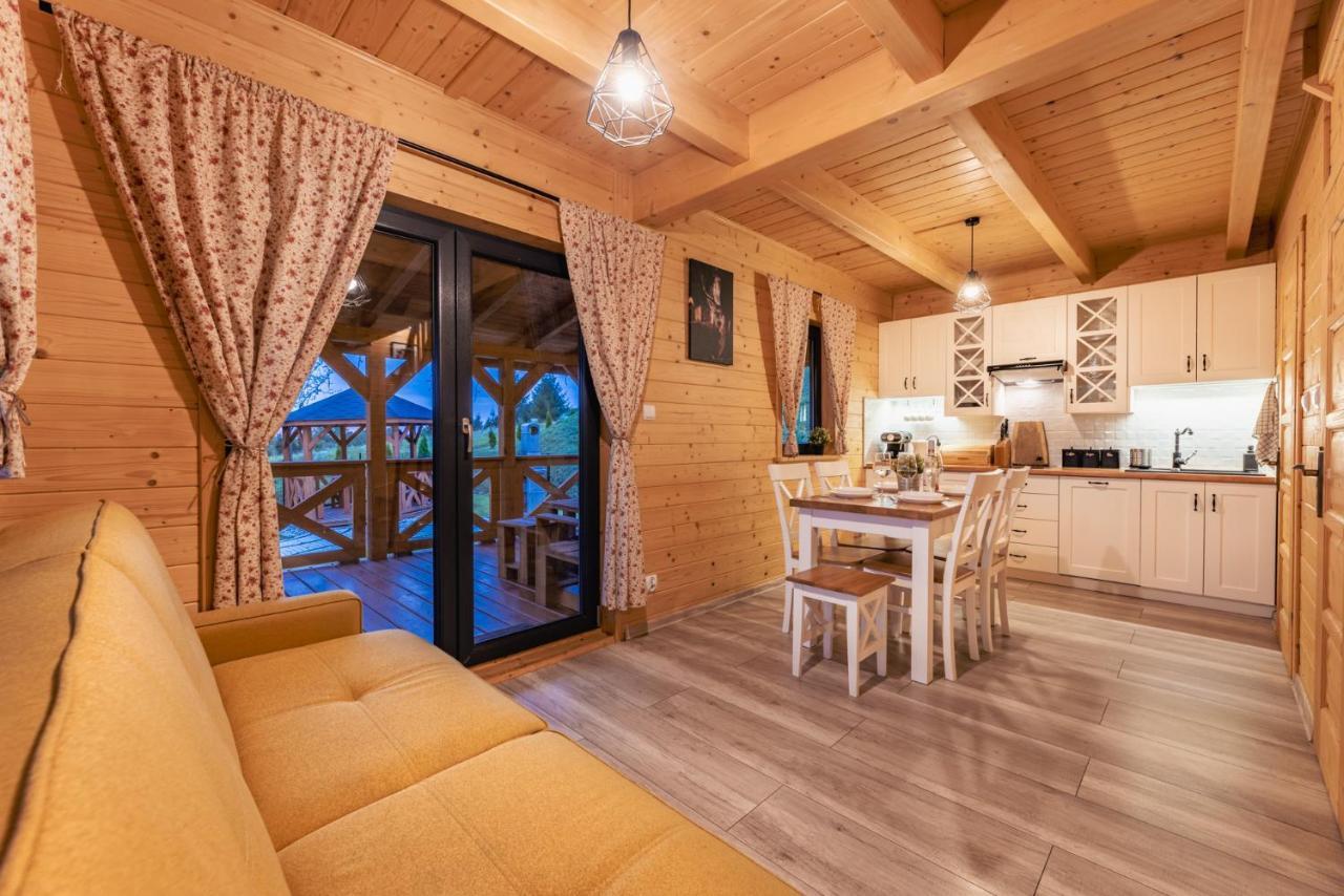 Chaty Skwirutowe Wzgorze - Domki Caloroczne Солина Экстерьер фото